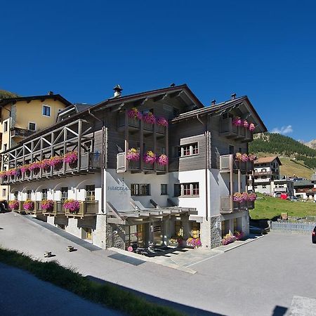 Hotel Marzia Livigno Luaran gambar