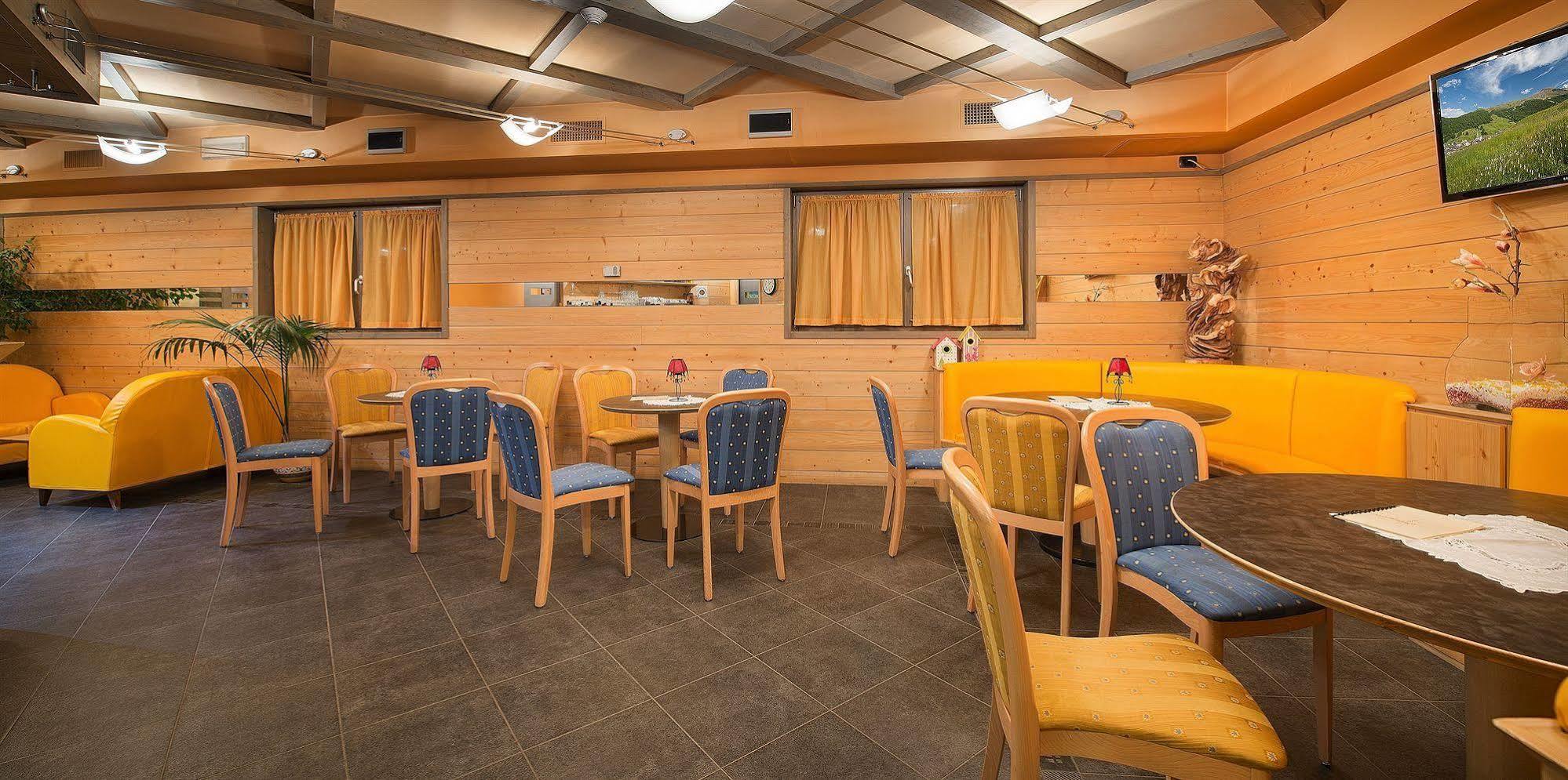 Hotel Marzia Livigno Luaran gambar